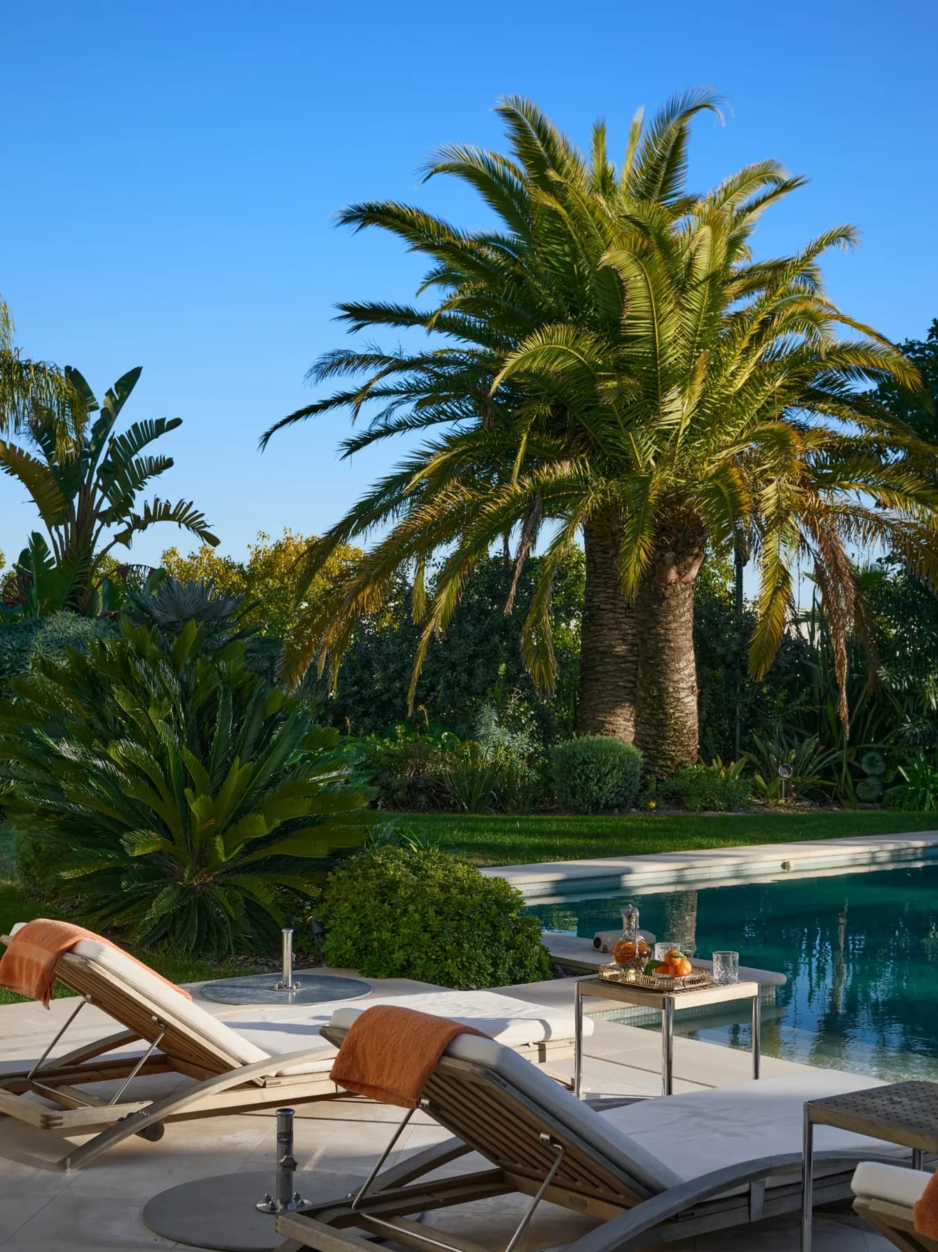 Pool & gardens at Villa Palace de Lys