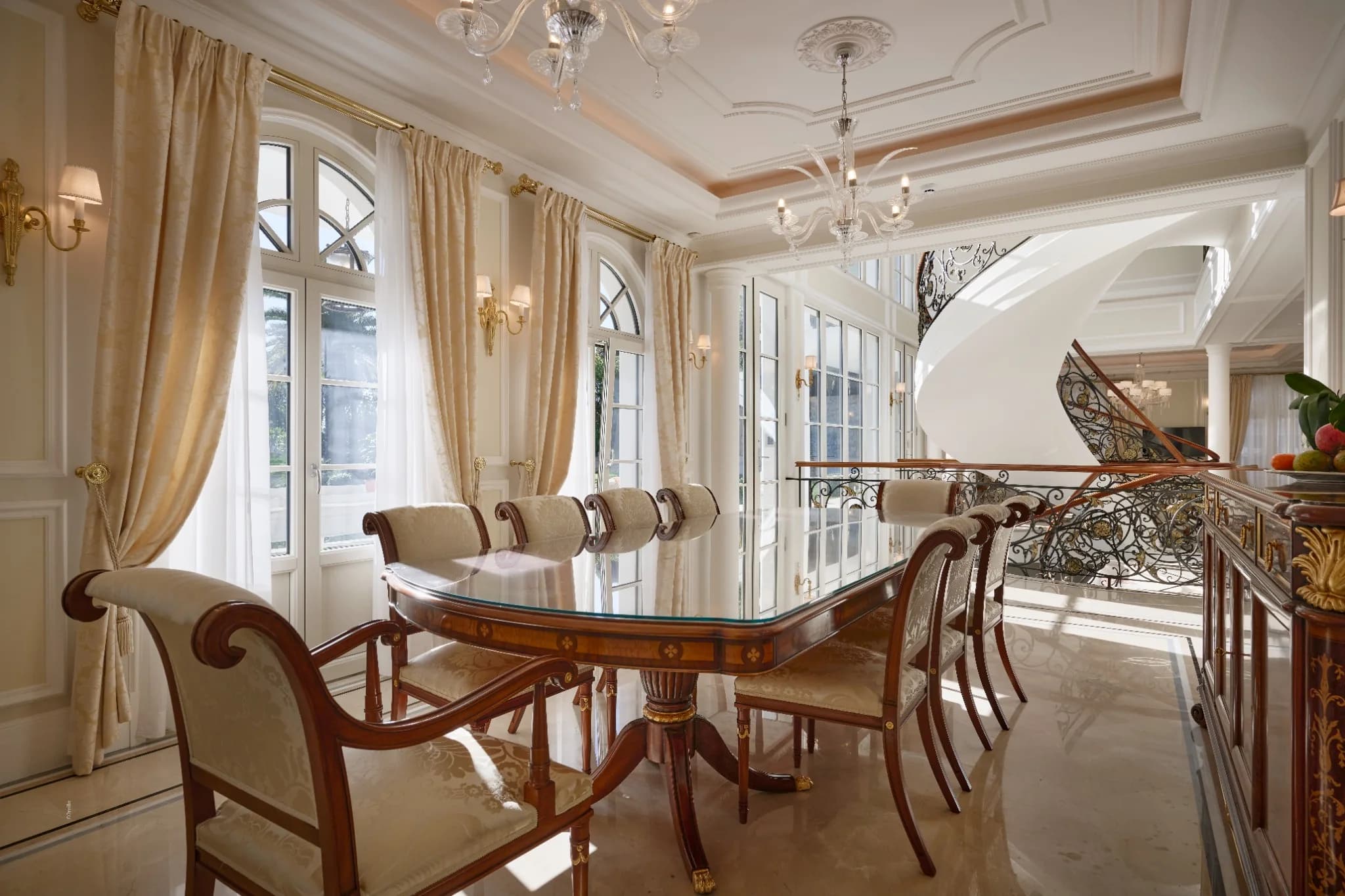Dining Room at Villa Palace de Lys